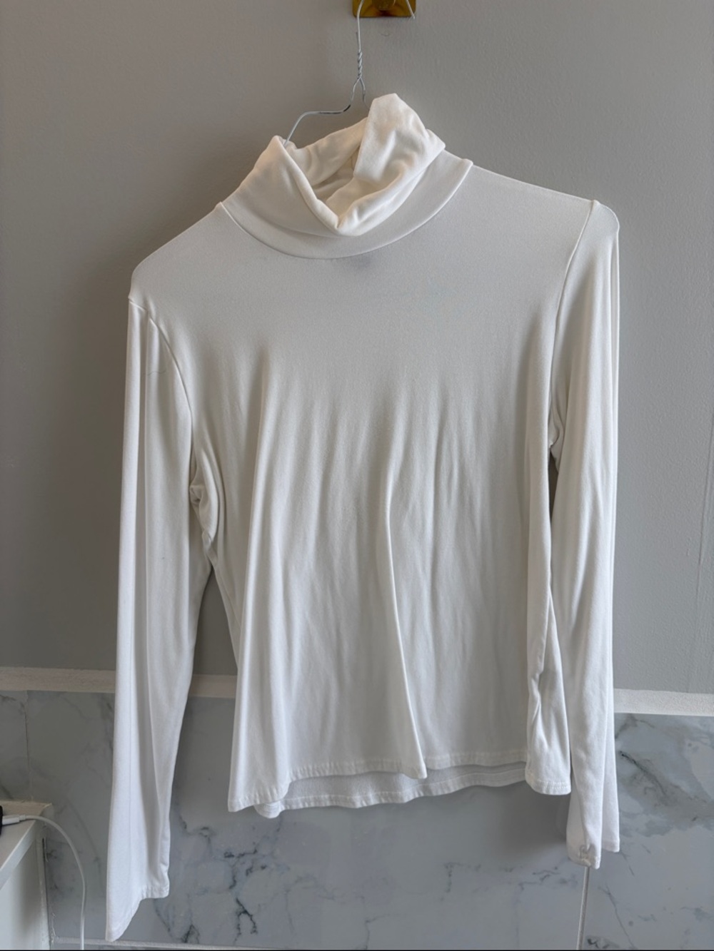 Classic White Turtleneck Long-Sleeve Top